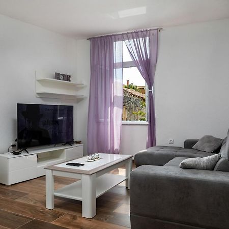 Top Central Apartments Πούλα Εξωτερικό φωτογραφία