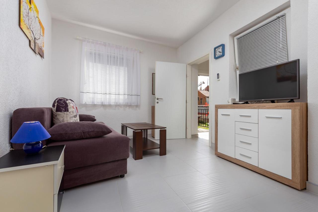 Top Central Apartments Πούλα Εξωτερικό φωτογραφία