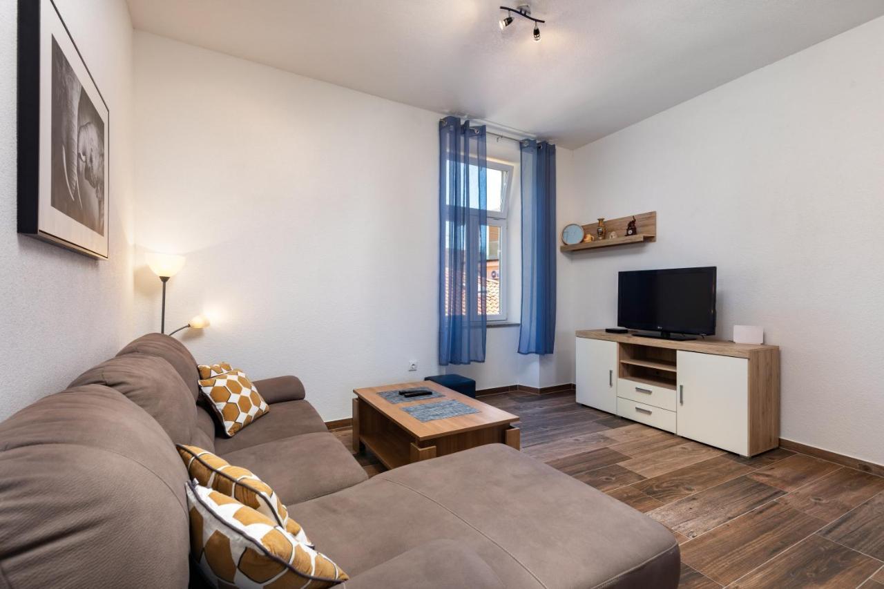 Top Central Apartments Πούλα Εξωτερικό φωτογραφία